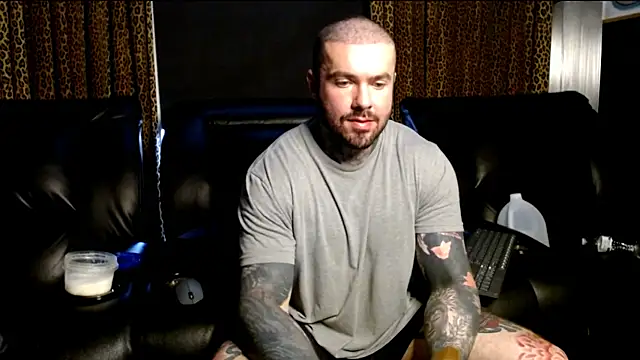 Snapshot of nathaniel_13 chatting on 07/19/26, 07:39 nathaniel 13 online show from 07/19/26, 07:39