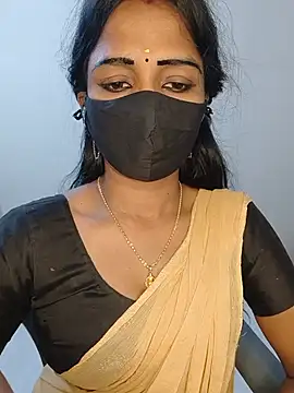 Snapshot of YALINITWO7_TAMIL chatting on 08/05/26, 08:11 YALINITWO7 TAMIL online show from 08/05/26, 08:11