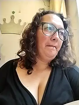 Snapshot of _Saraqueen-- chatting on 07/01/26, 09:47 Saraqueen-- online show from 07/01/26, 09:47