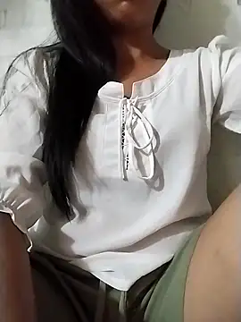 Snapshot of Helen-nn chatting on 06/21/26, 10:23 Helen-nn online show from 06/21/26, 10:23