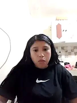 Snapshot of Nati_linda chatting on 06/25/26, 01:49 Nati linda online show from 06/25/26, 01:49