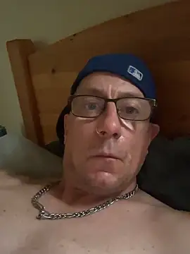 Snapshot of Dicklegend2245 chatting on 06/22/26, 03:25 Dicklegend2245 online show from 06/22/26, 03:25