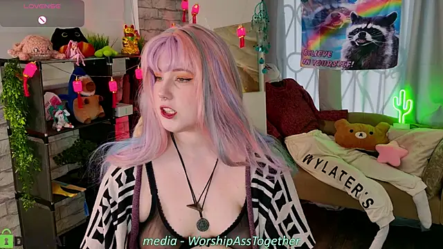 Candy-yeah online show from 07/10/26, 01:10