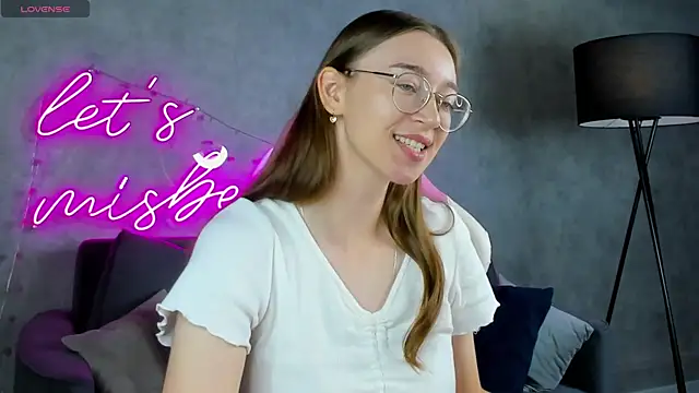 Lucy Green online show from 07/02/26, 03:23