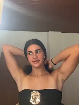 Snapshot of sarahlfvxo chatting on 06/20/26, 04:21 sarahlfvxo online show from 06/20/26, 04:21