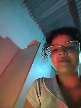 Snapshot of Melissa_Girat chatting on 06/22/26, 02:35 Melissa Girat online show from 06/22/26, 02:35