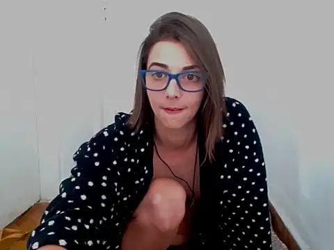Rafaelatuy online show from 06/17/26, 05:14