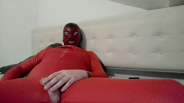 Snapshot of guccyros chatting on 07/26/26, 12:41 guccyros online show from 07/26/26, 12:41