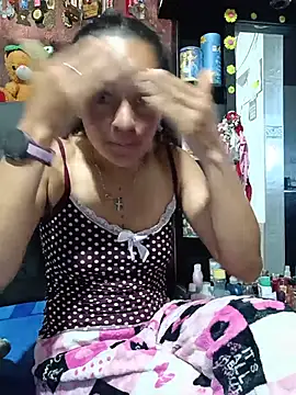 Snapshot of Estrella2001 chatting on 07/08/26, 02:10 Estrella2001 online show from 07/08/26, 02:10