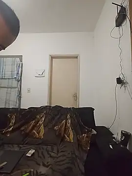 Edneishenrique online show from 06/16/26, 06:49