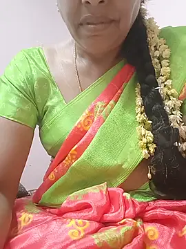 Snapshot of Tamilsexy35 chatting on 06/20/26, 06:49 Tamilsexy35 online show from 06/20/26, 06:49