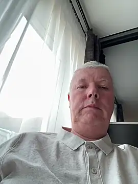 Snapshot of cumboy chatting on 04/06/26, 06:20 cumboy online show from 04/06/26, 06:20