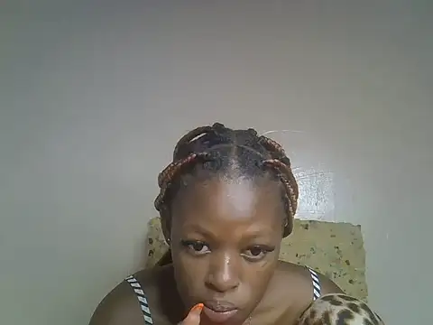 Snapshot of pretty_albright chatting on 08/07/26, 09:22 pretty albright online show from 08/07/26, 09:22