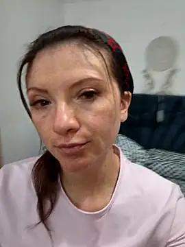 Snapshot of sophiagomezx chatting on 07/19/26, 06:55 sophiagomezx online show from 07/19/26, 06:55