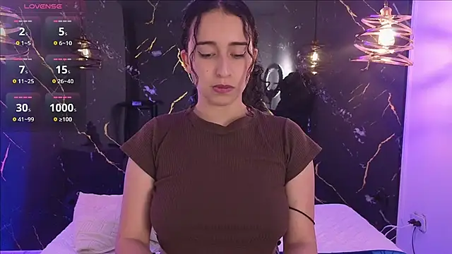 Snapshot of ZoeBlissX chatting on 07/18/26, 11:47 ZoeBlissX online show from 07/18/26, 11:47