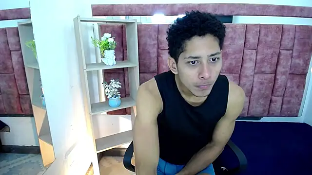 MatheoCock online show from 06/19/26, 07:17