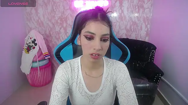 KiaraStar ch online show from 07/10/26, 08:44