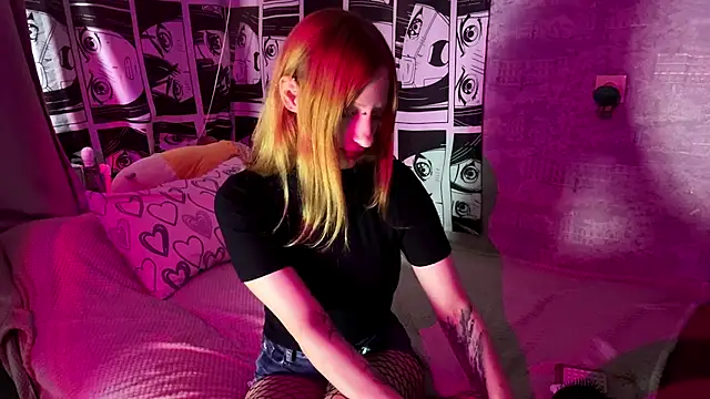 Snapshot of Sasha_RedStar chatting on 07/03/26, 10:10 Sasha RedStar online show from 07/03/26, 10:10