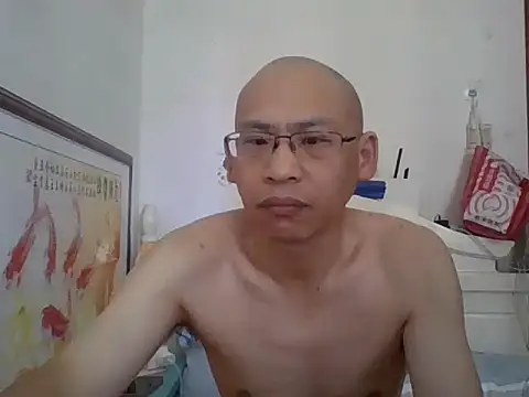 Snapshot of benly888 chatting on 07/14/26, 12:02 benly888 online show from 07/14/26, 12:02
