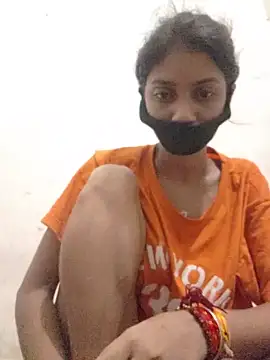 Snapshot of pooja_riya chatting on 06/25/26, 12:09 pooja riya online show from 06/25/26, 12:09