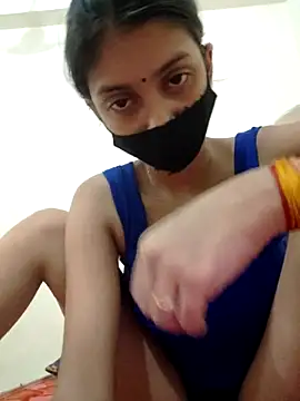 Snapshot of pooja_riya chatting on 07/07/26, 03:31 pooja riya online show from 07/07/26, 03:31