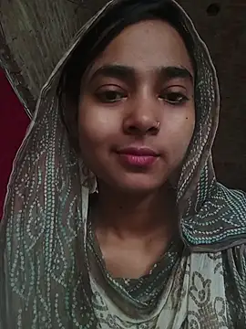 Snapshot of Simran_143 chatting on 07/20/26, 04:27 Simran 143 online show from 07/20/26, 04:27