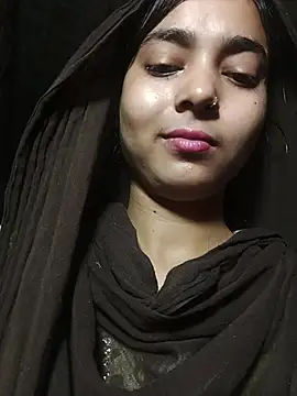 Snapshot of Simran_143 chatting on 07/24/26, 04:49 Simran 143 online show from 07/24/26, 04:49