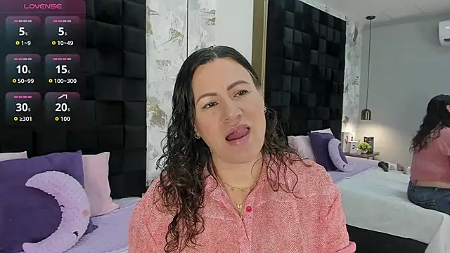 CharlotteG  online show from 06/27/26, 01:39