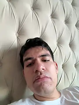Snapshot of FernanHot69 chatting on 07/19/26, 12:36 FernanHot69 online show from 07/19/26, 12:36