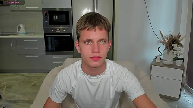 m0neyken online show from 07/31/26, 02:33