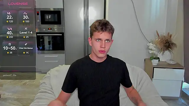 m0neyken online show from 08/05/26, 08:06