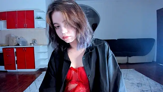 Snapshot of miko_honey chatting on 06/20/26, 08:33 miko honey online show from 06/20/26, 08:33