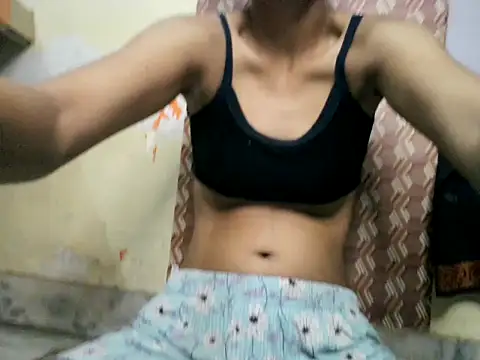 Snapshot of sayana_shrma chatting on 07/18/26, 03:22 sayana shrma online show from 07/18/26, 03:22