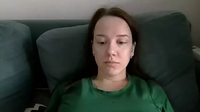 Snapshot of Nivella chatting on 07/07/26, 11:25 Nivella online show from 07/07/26, 11:25