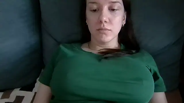 Snapshot of Nivella chatting on 07/09/26, 11:25 Nivella online show from 07/09/26, 11:25