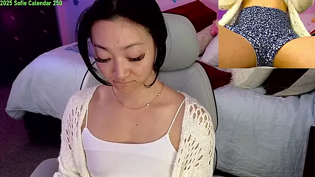 Snapshot of MySweetSofie chatting on 01/26/25, 08:02 MySweetSofie online show from 01/26/25, 08:02