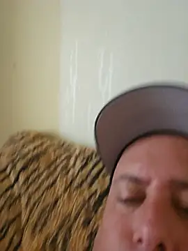 Snapshot of heterohotguy78 chatting on 07/28/26, 12:48 heterohotguy78 online show from 07/28/26, 12:48