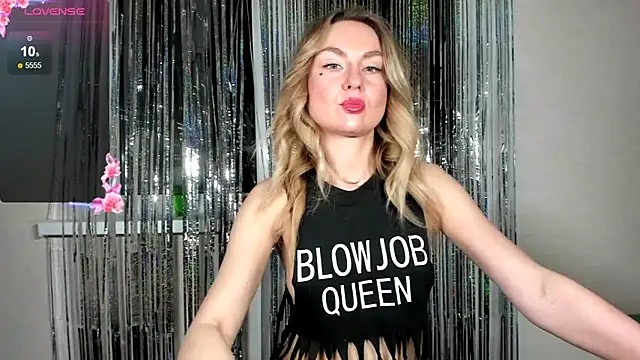 Snapshot of kelly_copperfield chatting on 01/09/25, 04:28 kelly copperfield online show from 01/09/25, 04:28