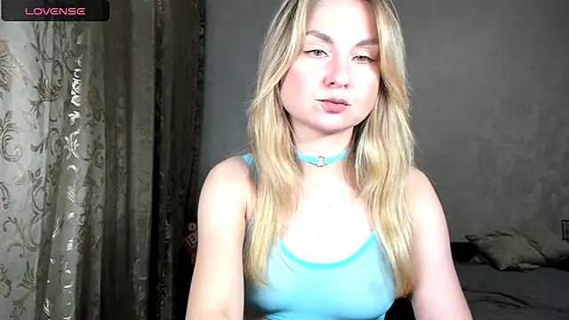 Snapshot of kelly_copperfield chatting on 09/09/25, 05:56 kelly copperfield online show from 09/09/25, 05:56