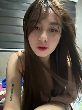 Snapshot of ilovetattoo15 chatting on 07/07/26, 07:45 ilovetattoo15 online show from 07/07/26, 07:45