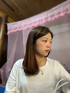 Snapshot of hhanni06 chatting on 07/03/26, 01:50 hhanni06 online show from 07/03/26, 01:50