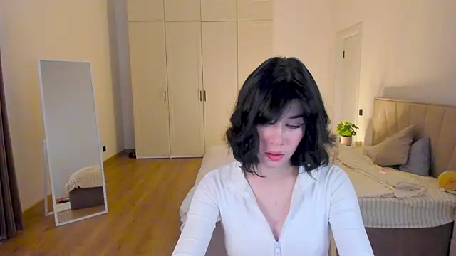 Ellie baillie online show from 06/27/26, 06:18