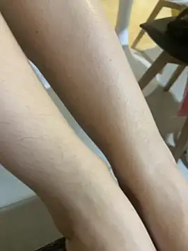 Snapshot of feetlilly chatting on 06/22/26, 12:13 feetlilly online show from 06/22/26, 12:13