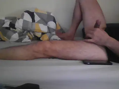 Snapshot of a5ar5rooooov chatting on 03/07/26, 06:54 a5ar5rooooov online show from 03/07/26, 06:54