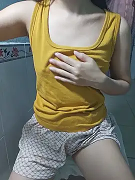 Snapshot of cherry_chjan chatting on 07/25/26, 03:48 cherry chjan online show from 07/25/26, 03:48