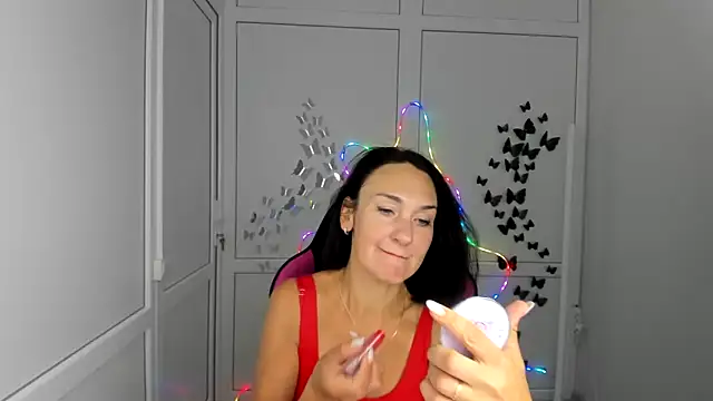 Snapshot of OliviaKateee chatting on 06/30/26, 06:36 OliviaKateee online show from 06/30/26, 06:36