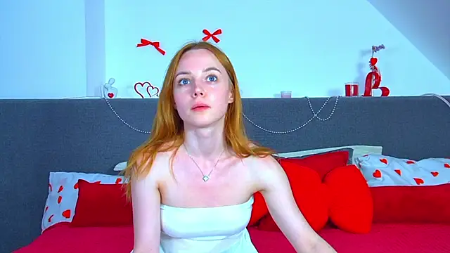 Snapshot of GemmaGellar chatting on 06/29/26, 06:30 GemmaGellar online show from 06/29/26, 06:30