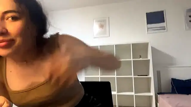 runawyin online show from 07/28/26, 04:39
