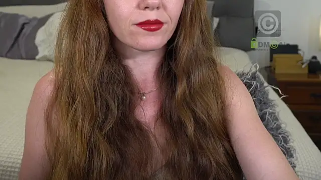 Snapshot of leverageurassets chatting on 03/06/26, 10:39 leverageurassets online show from 03/06/26, 10:39