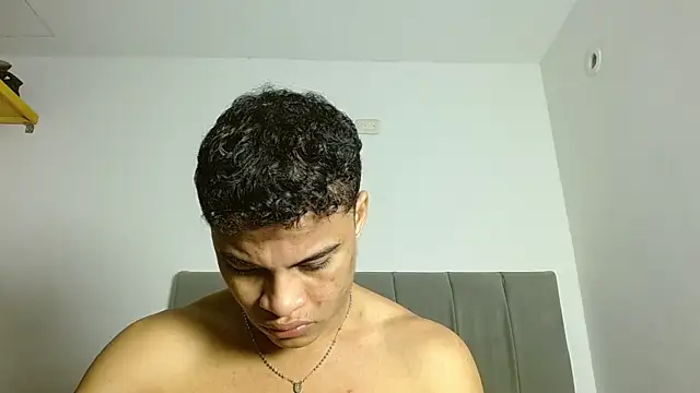Jose And Daniel online show from 07/11/26, 06:16